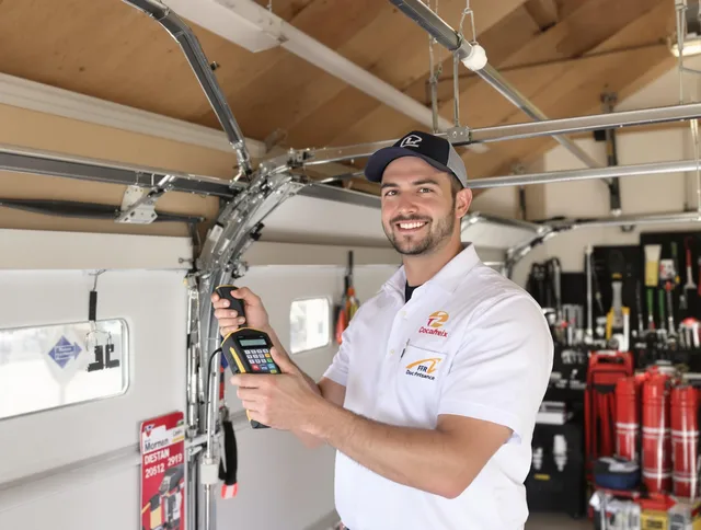 Streetsboro Garage Door Repair local technician providing expert garage door repair in Streetsboro neighborhood